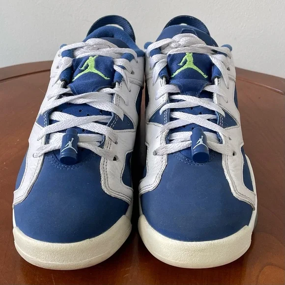 Air Jordan Kids 6 Retro Low BG Sneakers | US 5.5 - Picture 5 of 7